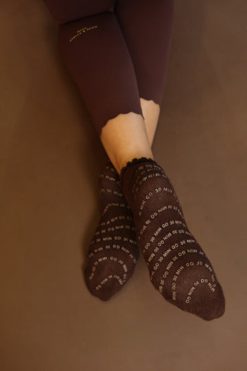 Dark brown Zeno Pilates socks