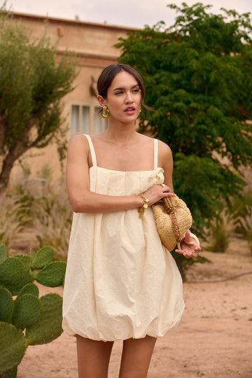 Vestido burbuja de soutache color crudo