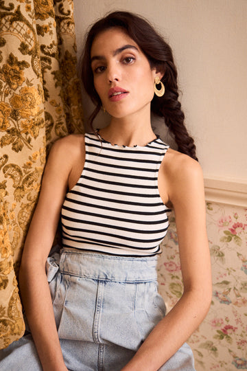 Striped Carry Top