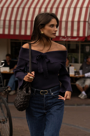 Henly navy blue top