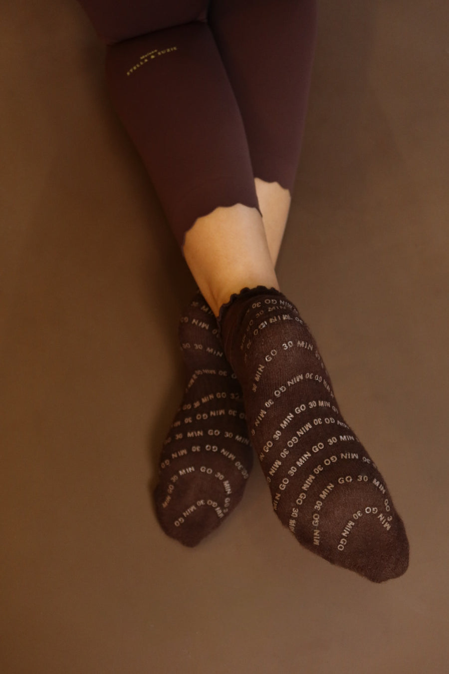 Dark brown Zeno Pilates socks