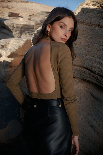 Body Ingrid olive