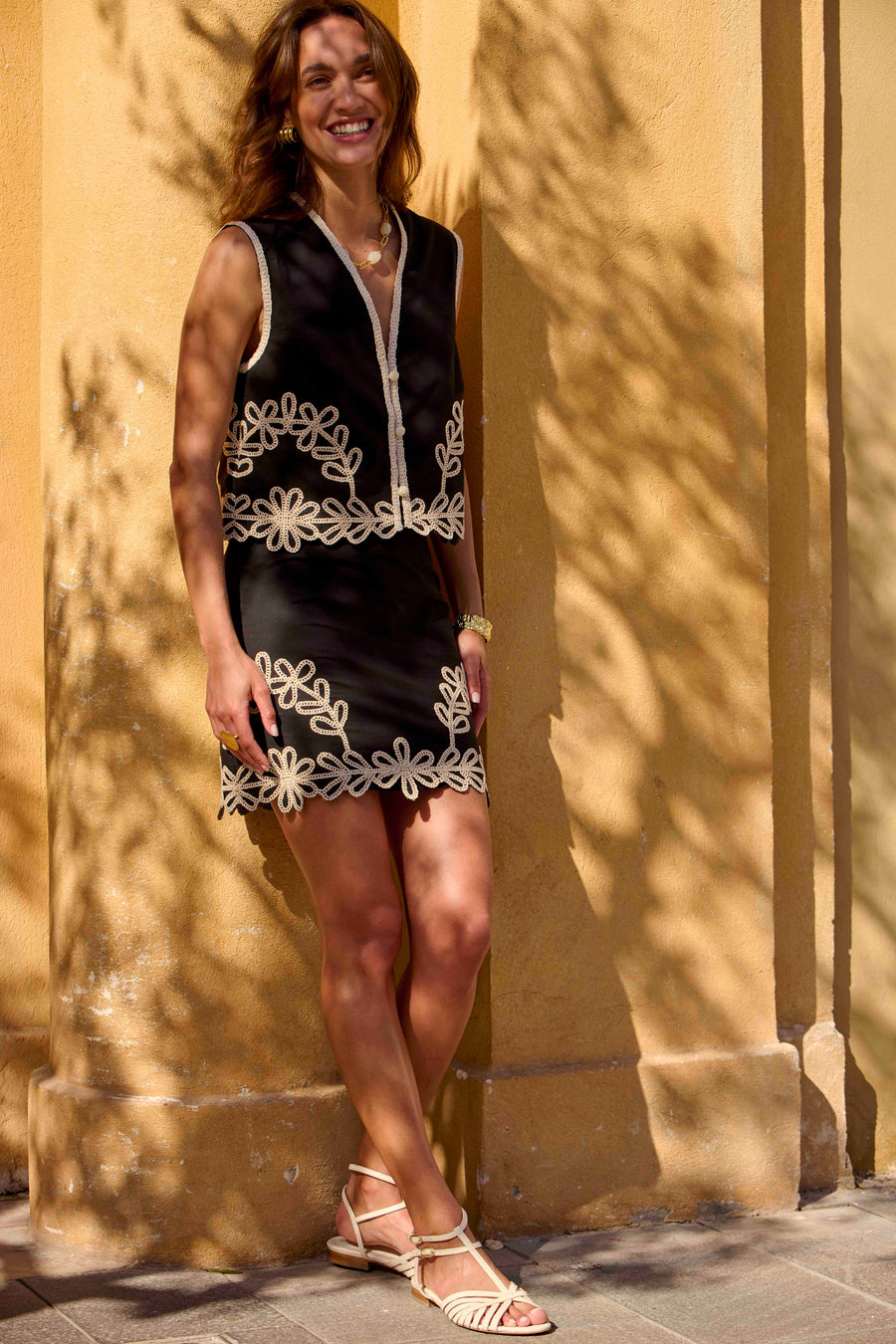 Jupe Lorie broderie noir et blanc